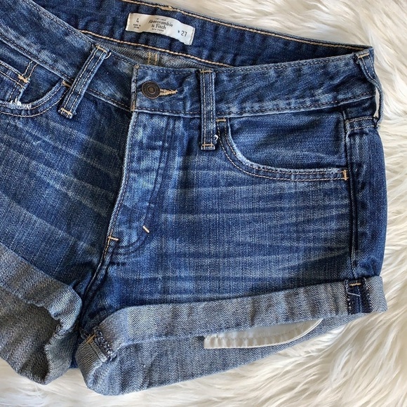 abercrombie & fitch • cuffed cutoff denim shorts - Picture 4 of 11
